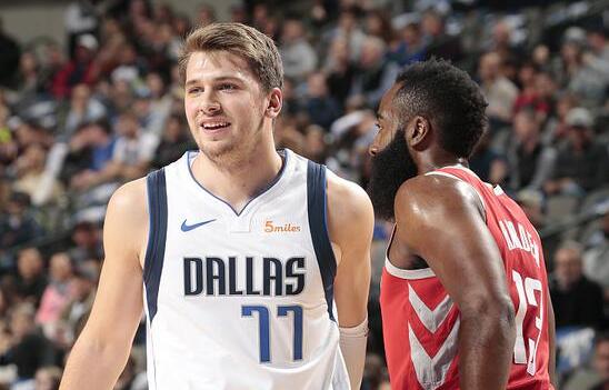 借精彩的团 借精彩的团